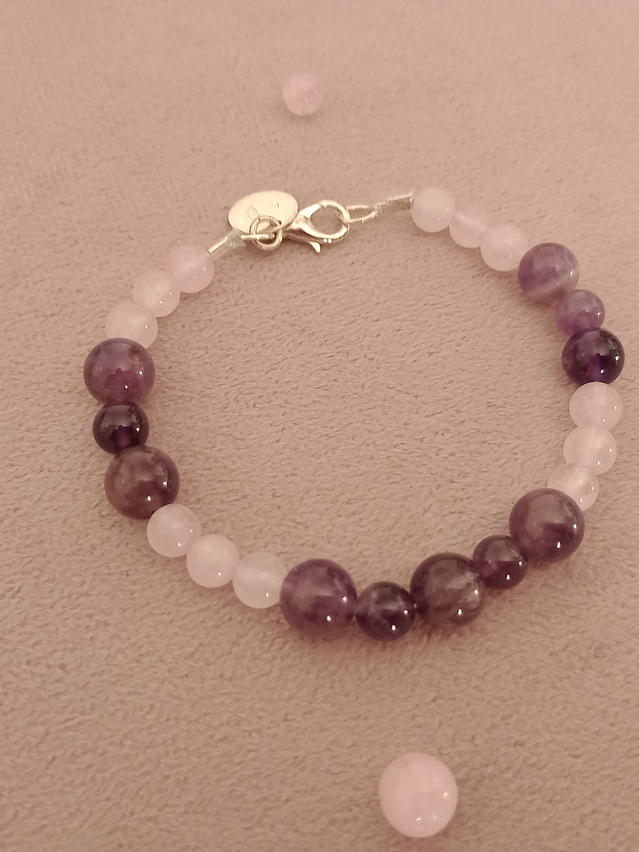 Conjunto de pulsera y aros de piedras cuarzo rosa y amatista 4