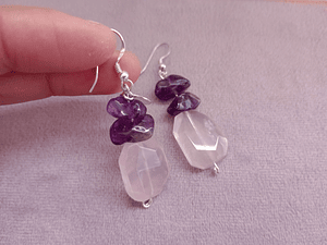 Aros de piedras amatista y cuarzo rosa