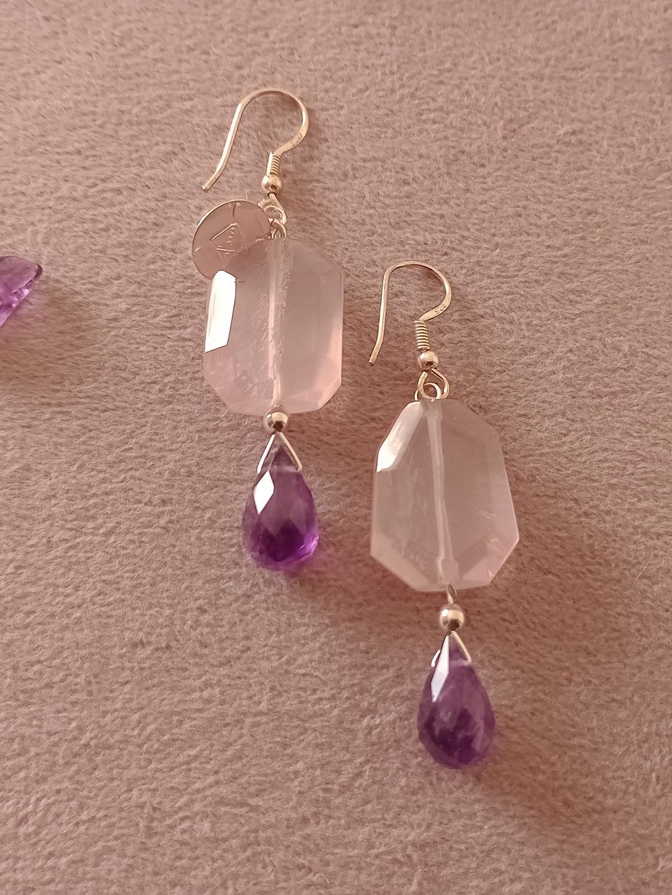 Aros de piedras amatista y cuarzo rosa 4