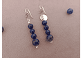 Aros flor de piedras lapislázuli y detalles de plata