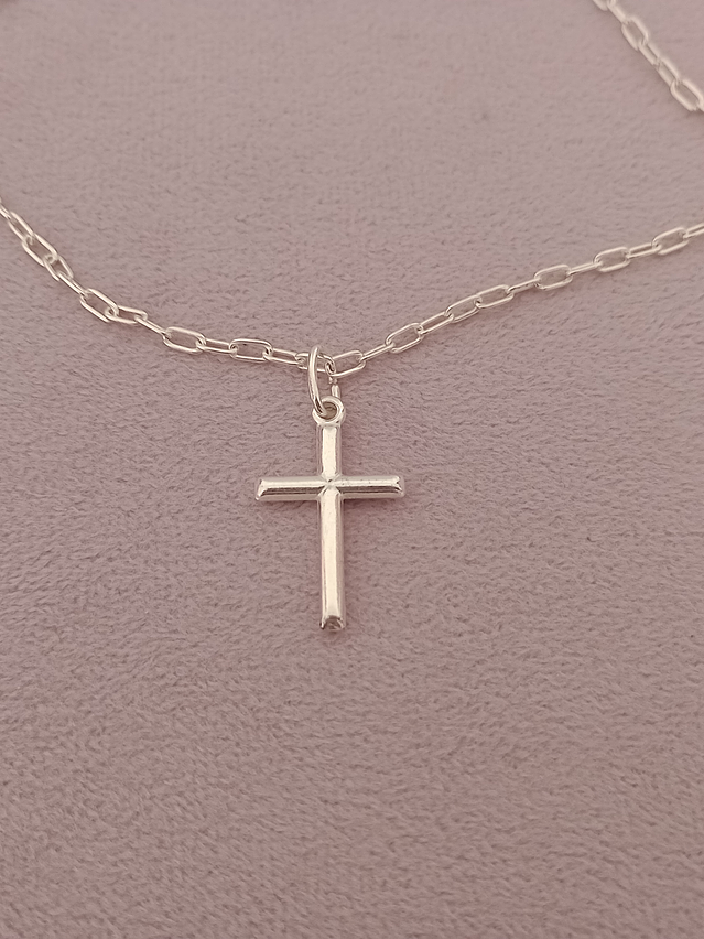 Cadena y cruz de plata 4