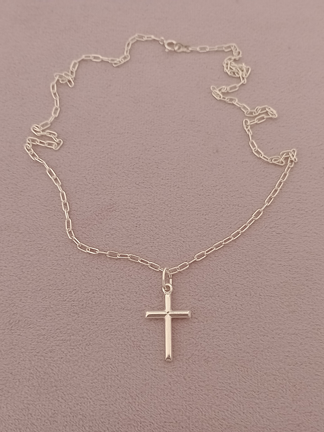 Cadena y cruz de plata 8