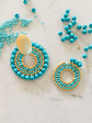 Aros tejidos a mano con delicas Miyuki y piedras turquesa en su contorno - Miniatura 4