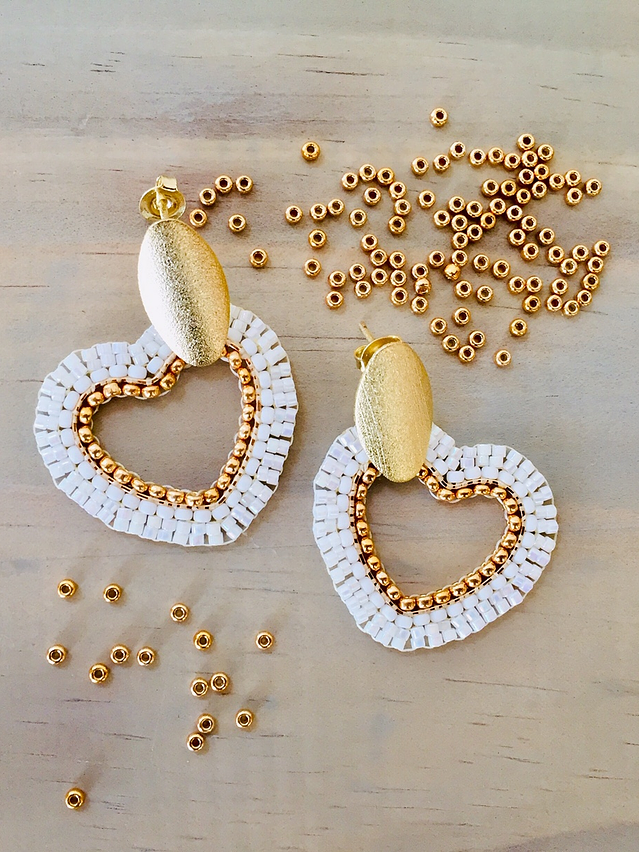 Aros tejidos a mano con delicas y rocailles Miyuki 1