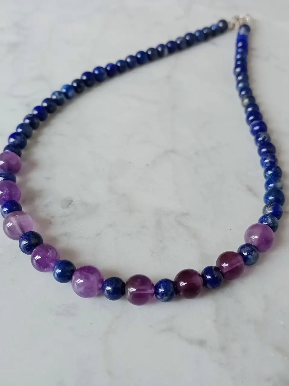 Collar de piedras lapislazuli y amatista 1
