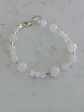 Pulsera de piedras cuarzo blanco y mostacillas de plata  - Miniatura 2