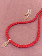 Conjunto de aros y collar de piedras jade rojo y mano de Fátima de plata - Miniatura 2