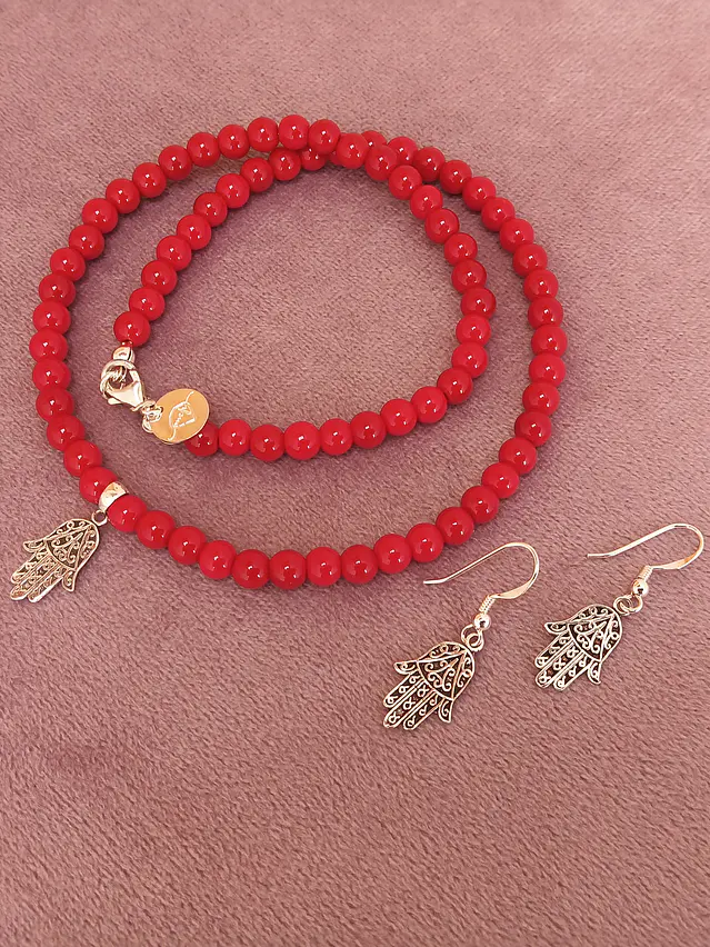 Conjunto de aros y collar de piedras jade rojo y mano de Fátima de plata 3