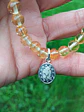Collar de piedras citrino y virgecita de los rayos de plata - Miniatura 2