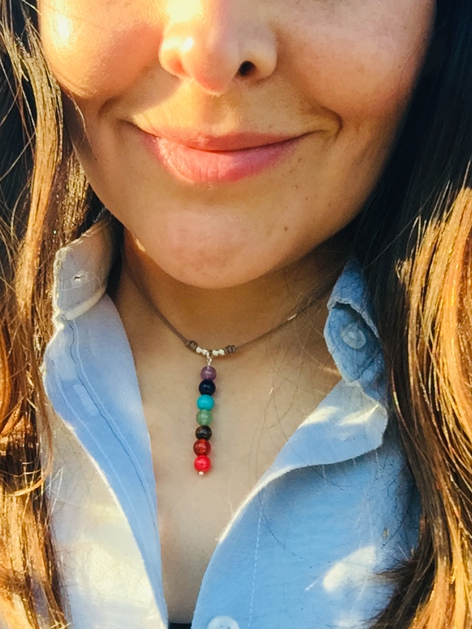 Conjunto hilo de piedras de los 7 chakras y detalles de plata 7