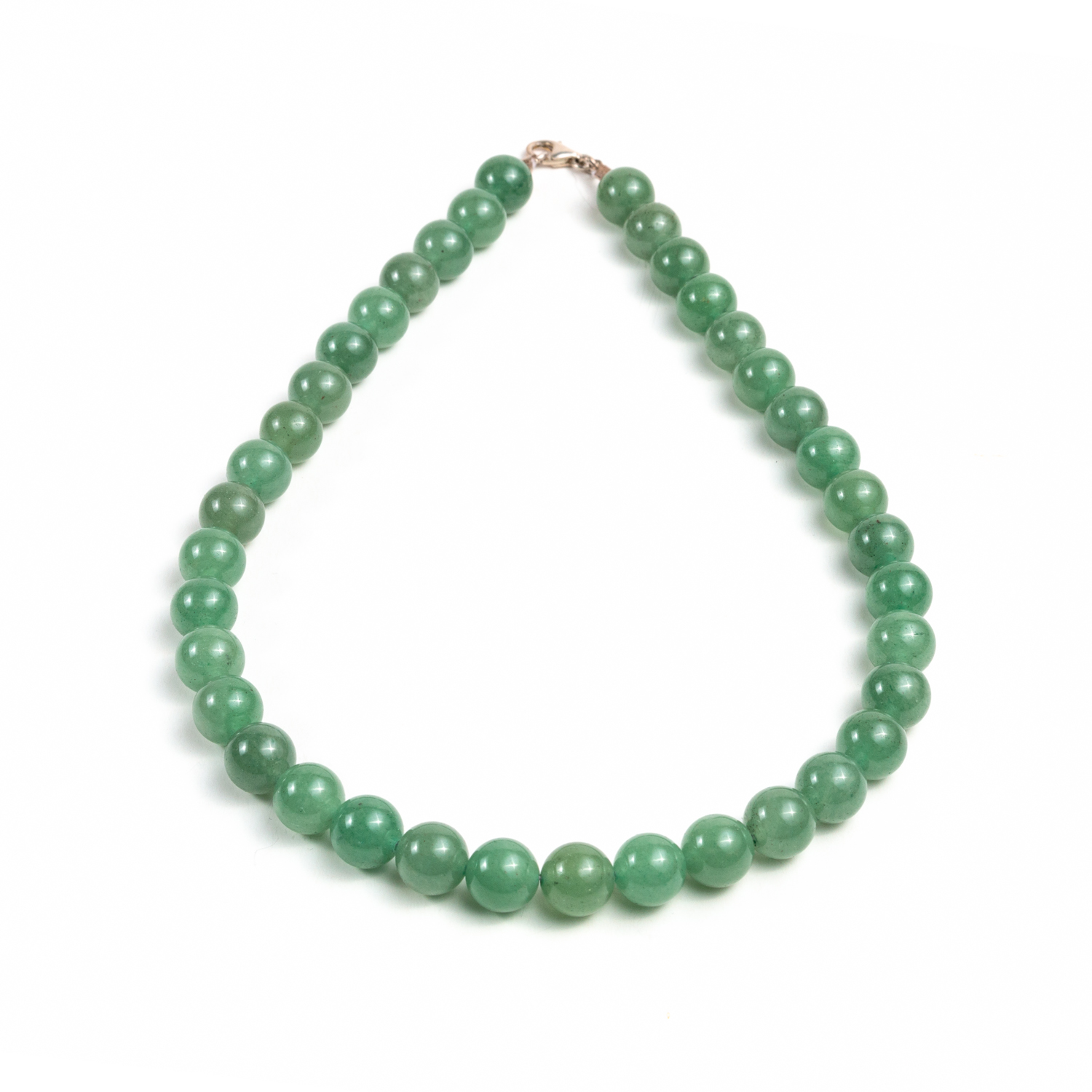 Collar de piedras jade verde