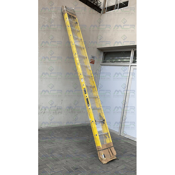 ESCALERA FIBRA DE VIDRIO TELESCOPICA 28 PASOS 4.27m TOTAL DESPLEGADA 9.57m PESO : 25.91KG. SOPORTE 150kg 3