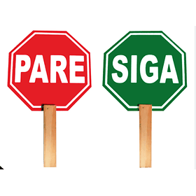 LETRERO DE SEÑAL VIAL: PARE/SIGA REVERSIBLE (MATERIAL MADERA).