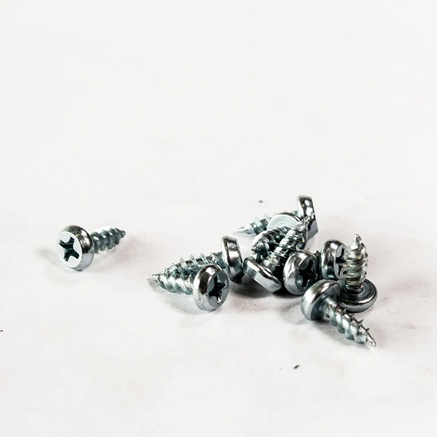 Tornillo Framer  Zinc. Punta Fina  7-16 X 7/16 - 1000 Unidades 2