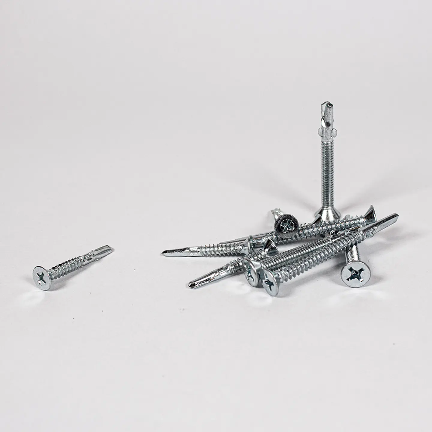 Tornillo Punta Winger Zinc. 10-24 X 1 7/16 - 500 Unidades 3