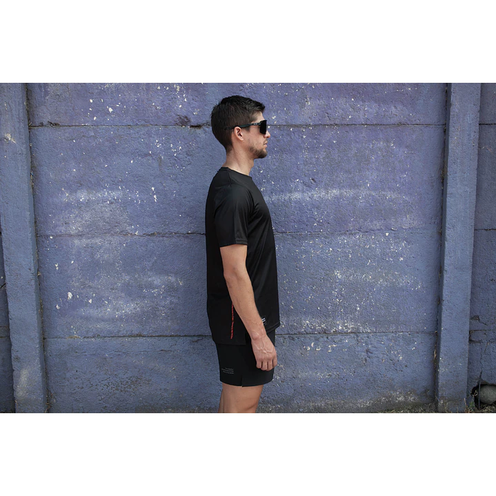 Polera Negra - Manga Corta 3