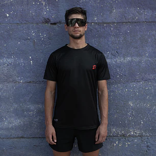Polera Negra - Manga Corta