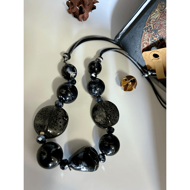 BLACK ROCK - Handmade Extensible ceramic necklace 2