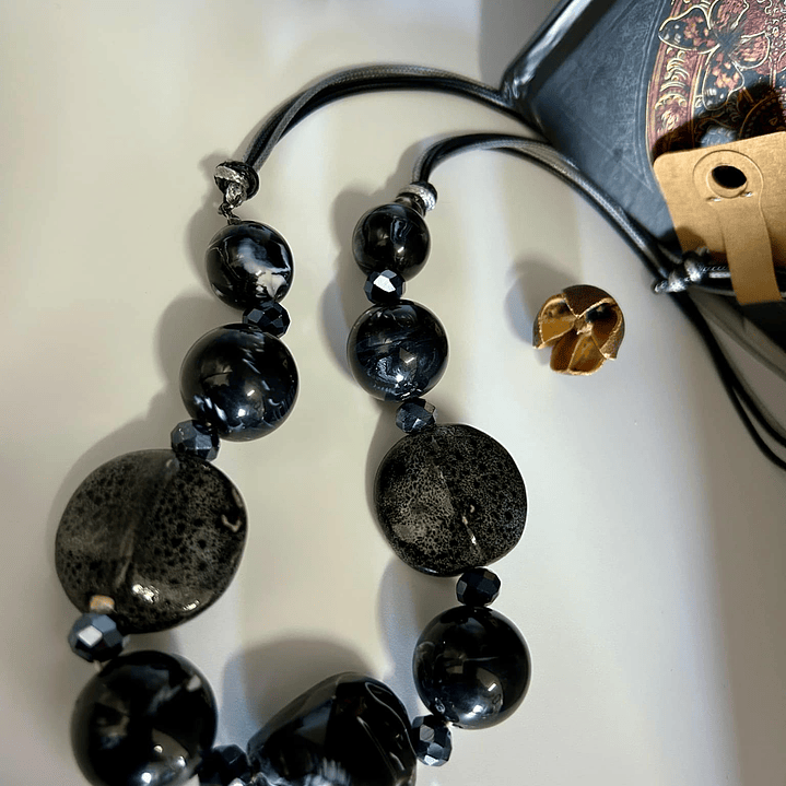 BLACK ROCK - Handmade Extensible ceramic necklace 2