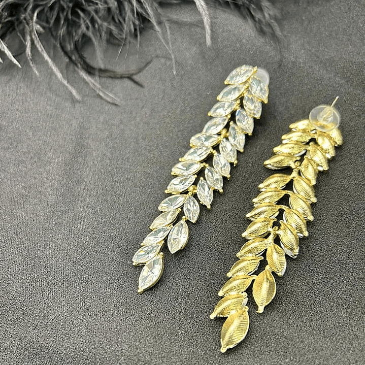 GOLD FEATHER - Metal earring 2