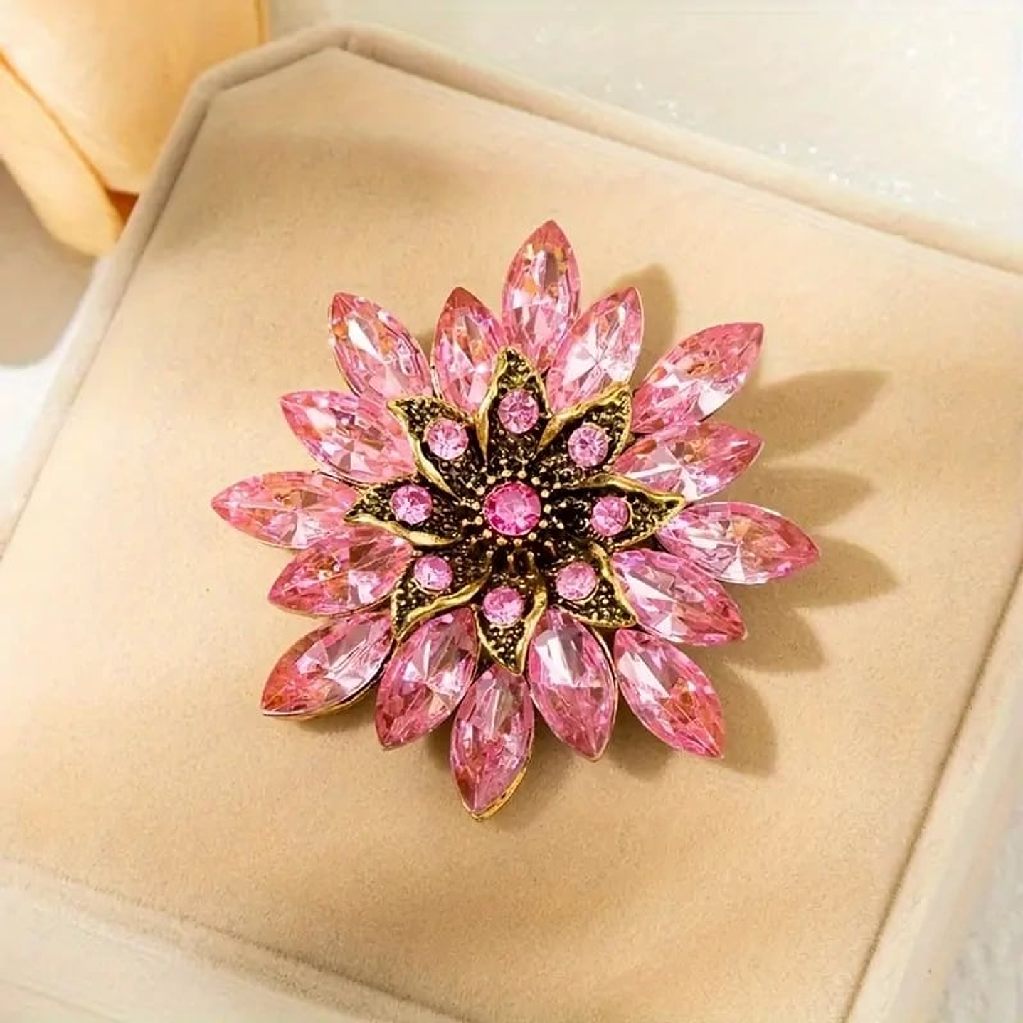 ESTRELA - Broche com diamantes 1