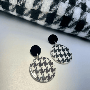 Houndstooth Statement Earrings – Timeless Elegance with a Modern Twist