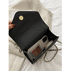 Bolso cuadrada negro  4