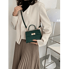 Bolso cuadrado con cocodrilo en relieve VERDE  7