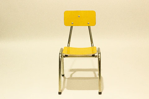 Silla kinder amarilla