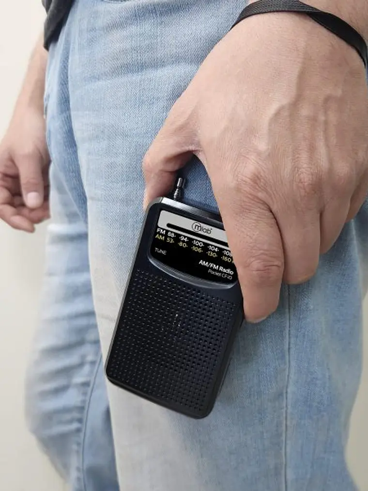 Radio Retro Portátil Pocket Cf-10 Fm/am Negro Mlab Black 4