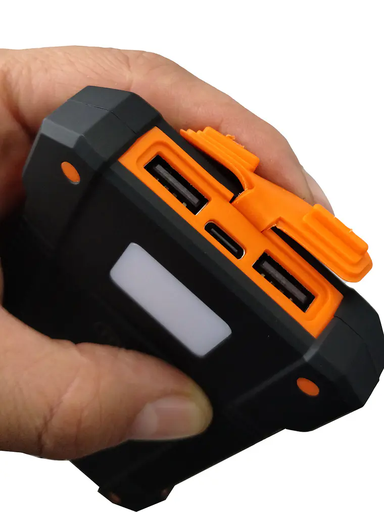 Power Bank 4.1 Sun Charger 8.000mAh Mlab 3