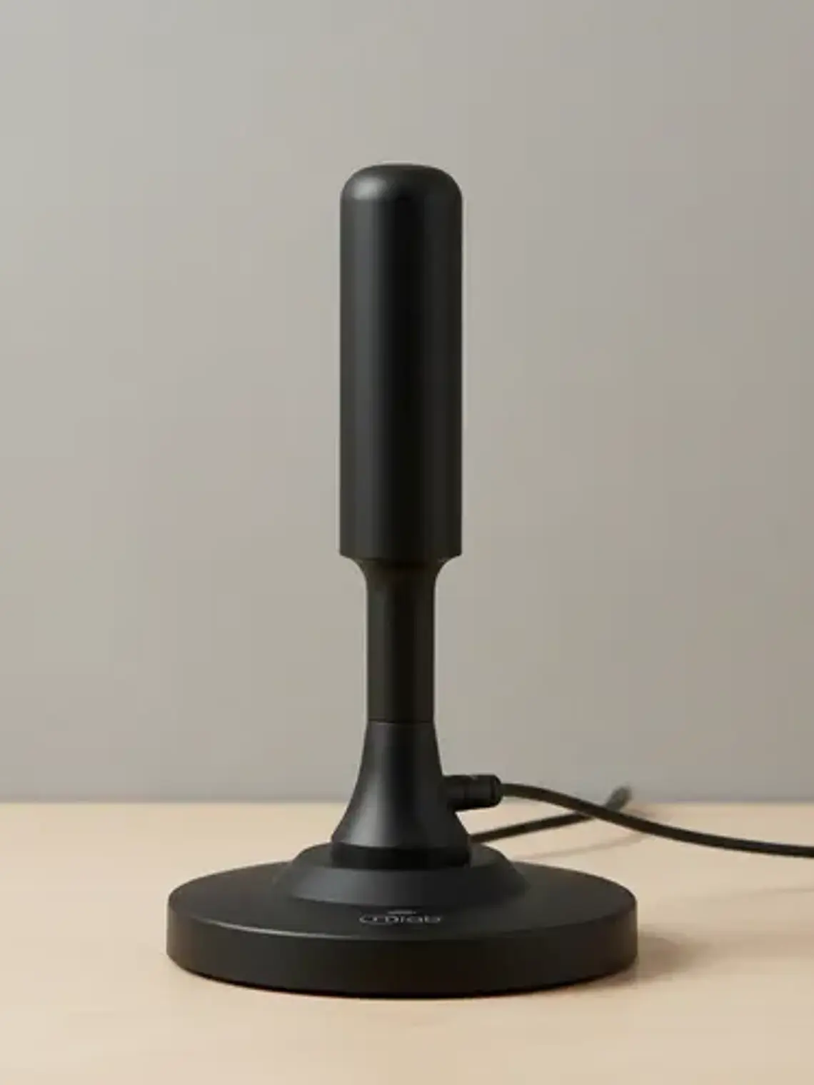 Antena Tv Digital Hdtv Amplificada 25dbi Interior Usb 3