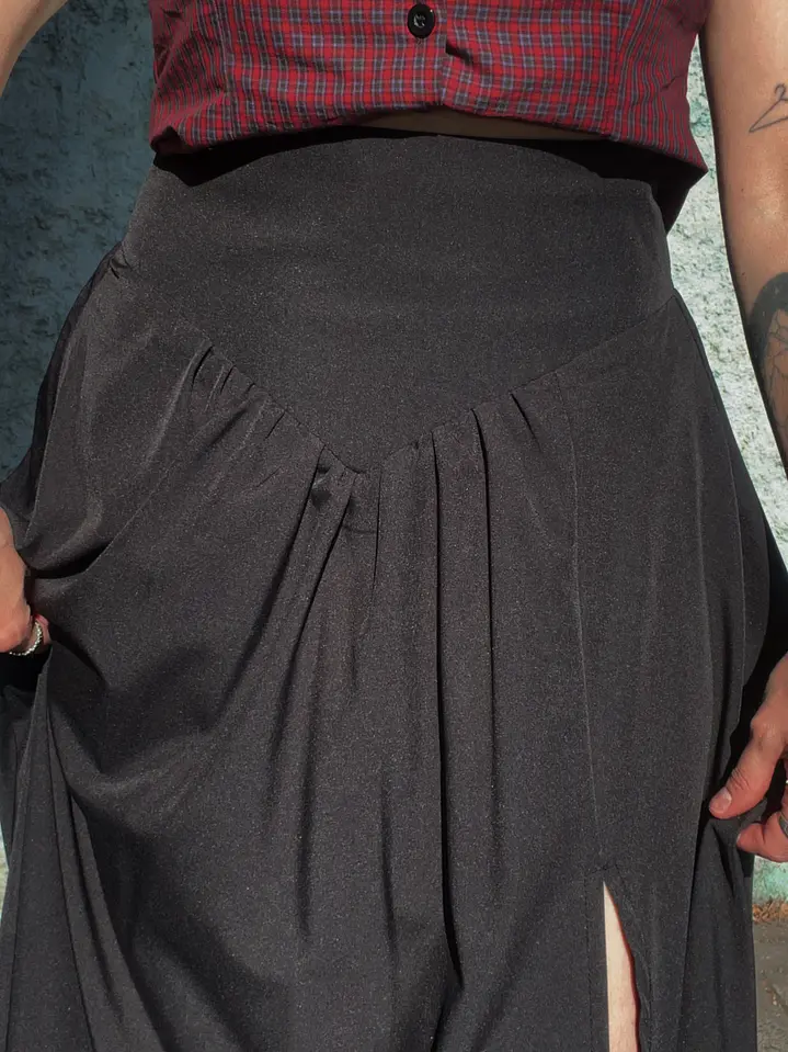 Maxi Falda Victoria - Negro 2