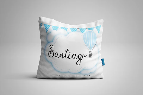 Almohada de globo con nombre 