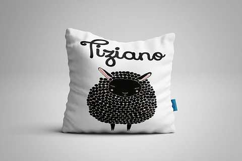 Almohada de oveja negra