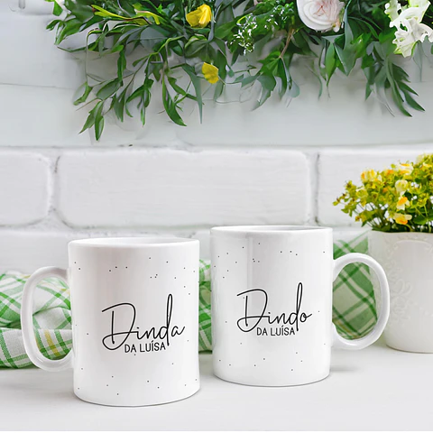 Taza minimalista con doble escritura de los padrinos