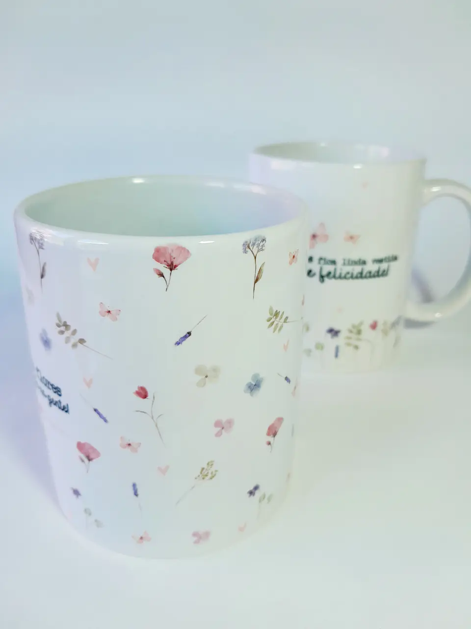 Texto básico de flores en taza  3