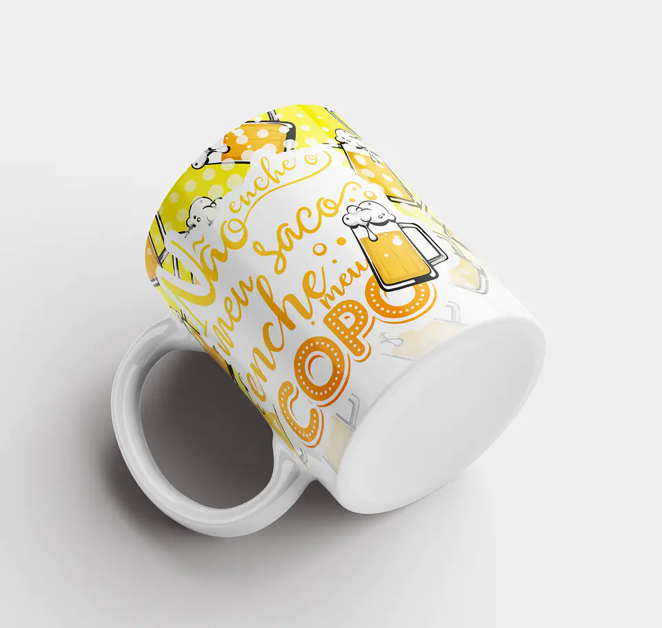 Taza para beber con asa blanca 10