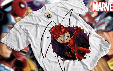 Camiseta de personajes de Marvel y otros
