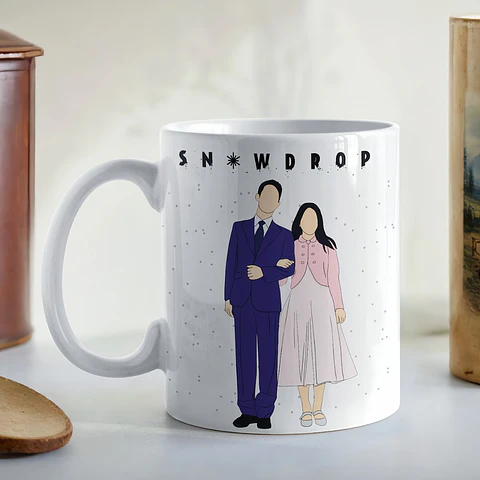 Caneca SnowDrop - Mesmo que o mundo inteiro esteja contra nós, eu ainda escolheria te amar.