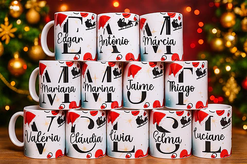 A Magia da Personalização: Canecas de Natal com Nome!