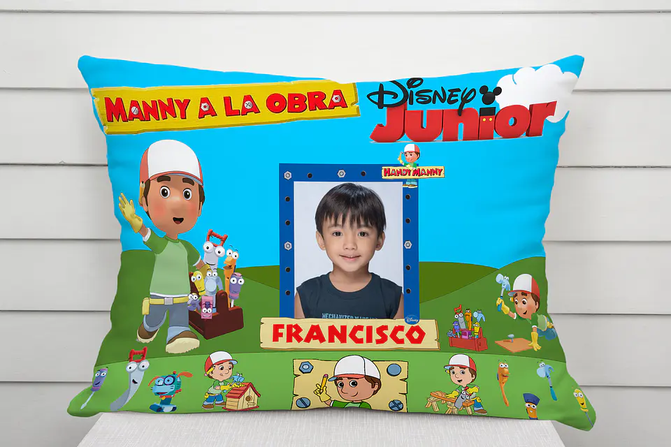 Almofada Disney Junior Personalizada com Foto e Nome – Coleção Infantil Mágica 5