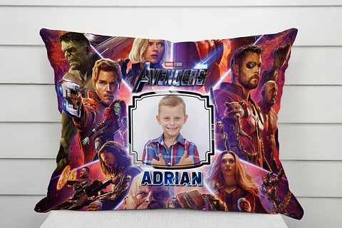 Almofada Heróis Marvel Personalizada com Foto e Nome – Coleção Vingadores & Super Hero Squad