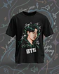 Coleção Exclusiva de T-Shirts BTS – Sente a Energia do K-Pop com Estilo Premium! - Thumbnail 1