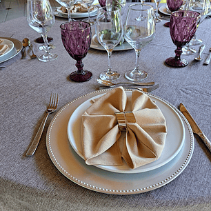 Platos bases melamina dorados y plateado 33x33 cm.