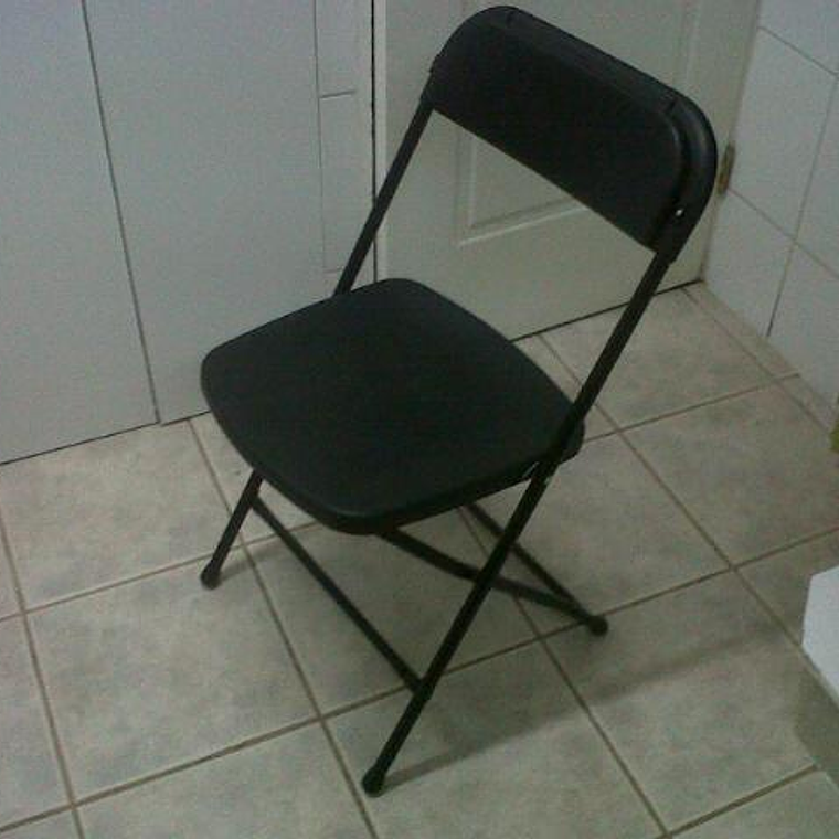 Sillas plegables USADAS polipropileno negras 3