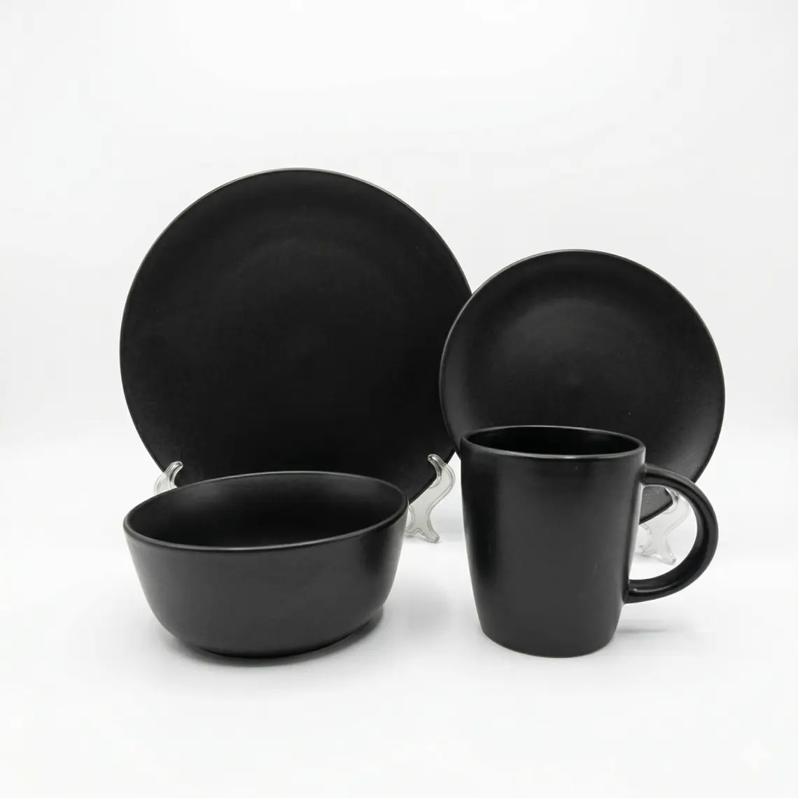 JUEGO DE 16 VAJILLA NEGRO INTENSO MATE (4 DE CADA PIEZA) 1