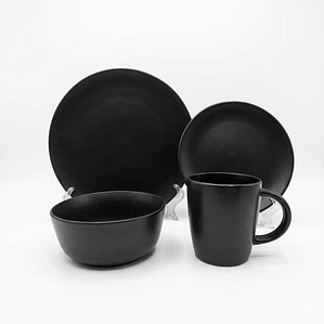 JUEGO DE 16 VAJILLA NEGRO INTENSO MATE (4 DE CADA PIEZA)