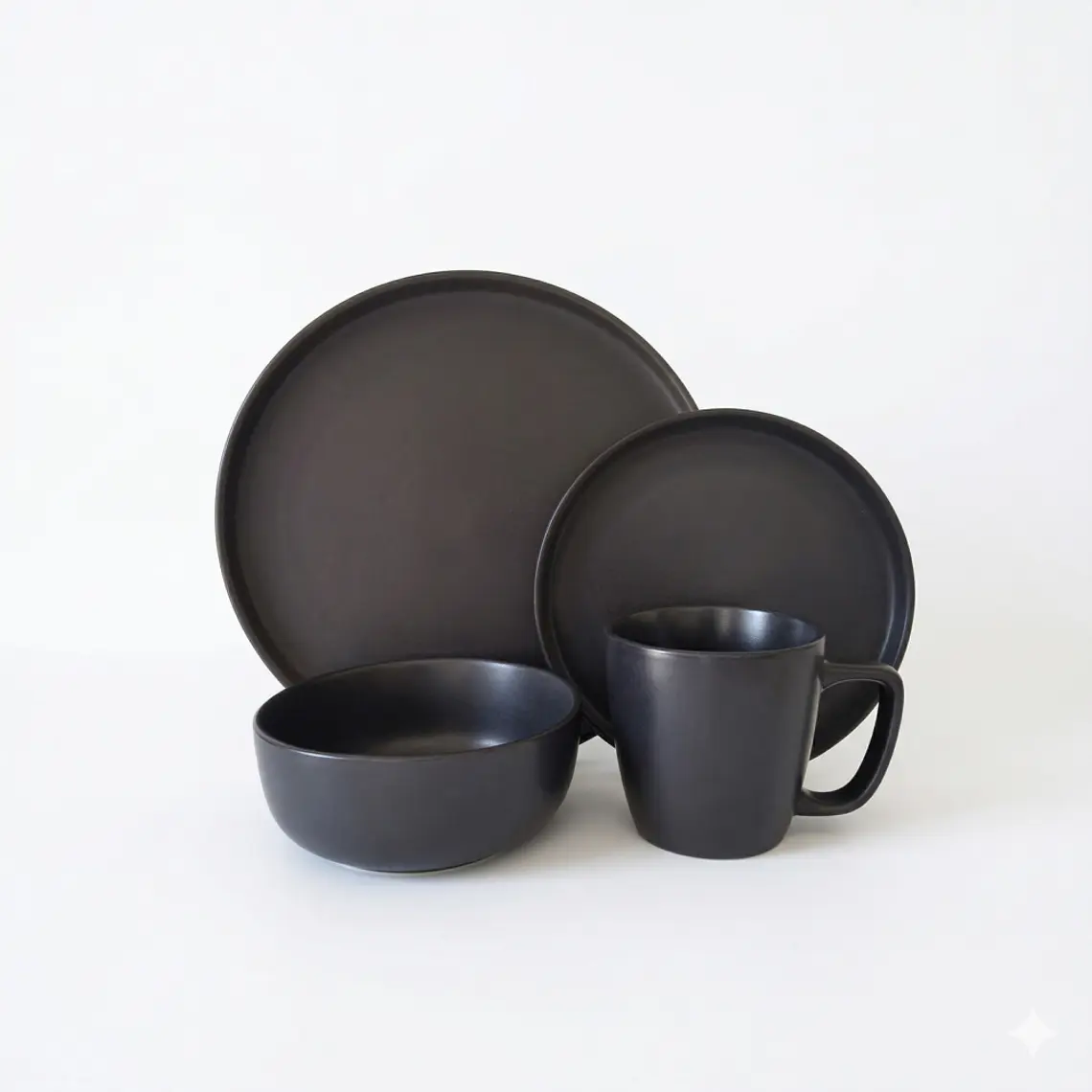 JUEGO DE 16 VAJILLA NEGRO MATE (4 DE CADA PIEZA) 1
