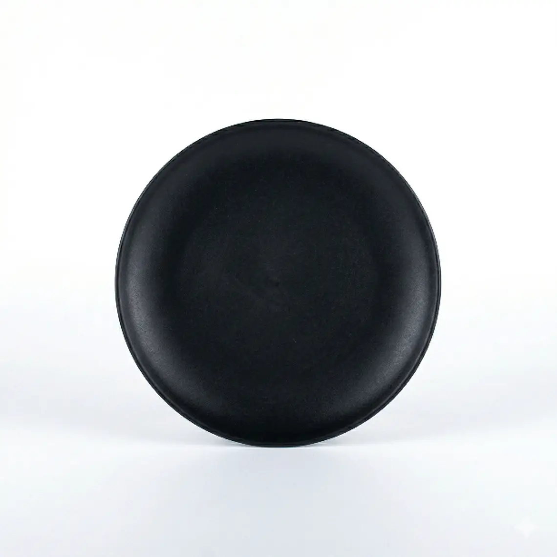 PLATO TENDIDO NEGRO MELAMINE 7.5